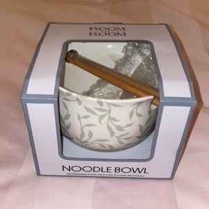 Noodle bowl